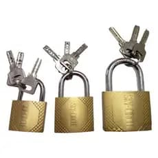 cadeado cartela 3 pecas 32/38/50MM-- Cada cadeado vem com 3 chaves do tipo mini lock