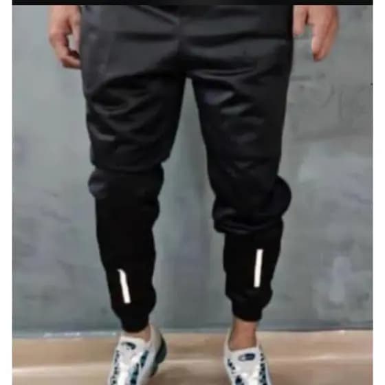 Calça Jogger Masculina Driy-Fit Corta Vento Esportiva Com Bolso e Ziper - Acadêmia Casual