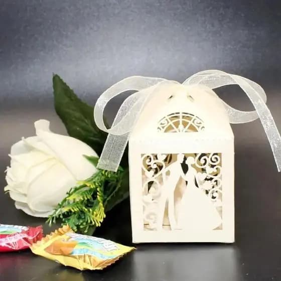 50 Unidades/Pacote Caixa De Lembrancinhas De Casamento De Luxo E Sacos Doces Bolo Presente Favor Favores Caixas Para Chá