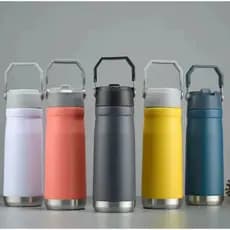 Garrafa Com Alça E Bico 550ml Aço Inox Branca Super Vedação Super gelado