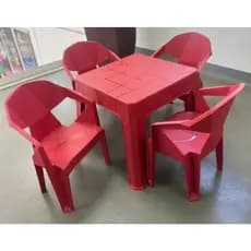 Kit 4 cadeiras infantis diamond e 1 mesa infantil para lazer escola festas igrejas crianças