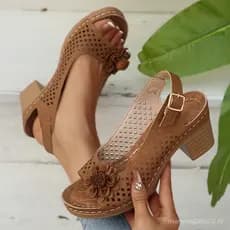 Cross-Border tamanho grande flor sandálias de salto alto feminino 2025 verão novo estilo europeu americano moda salto gr