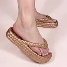 Chinelo Tamanco Anabela Verão Feminino Trança Metalizado PVC Micro Expandido Antiderrapante