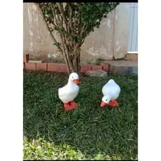 ENFEITE DE JARDIM CASAL DE PATOS