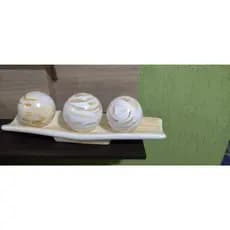 Enfeite de mesa canoa com três bolas