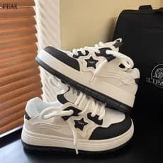 Sapatos Femininos Brancos Estilo de Design de Moda Combinado, Tênis Casuais Leves com Solas Grossas FEAS
