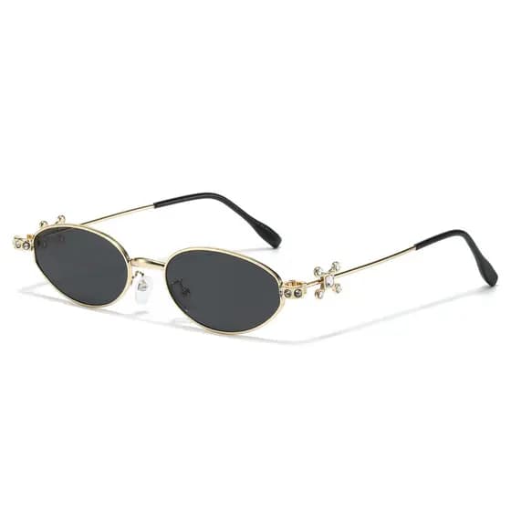 Nova armação de óculos com design de moda, armação oval de estilo europeu e americano.