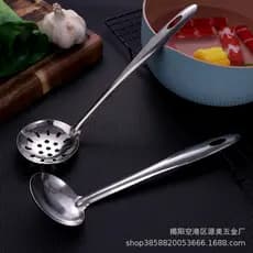 Colher de sopa em aço inoxidável 410, utensílio de mesa estilo chinês para hot pot, colher de sopa lisa de 7cm com coado