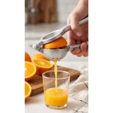 Espremedor Manual De Laranja Em Alumínio clip-icon