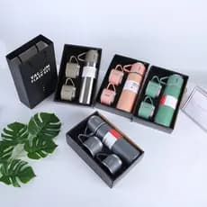 Conjunto de garrafa de água de 500ml, incluindo 3 copos térmicos de aço inoxidável fosco