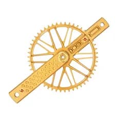 Bicicleta de estrada com pedivela integrada, modificada para ser uma bicicleta dobrável estilo Brompton, equipada com co