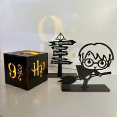 Kit Harry Potter Luminária Decorativa Totem Destinos Harry Potter Na Vassoura