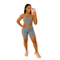 Conjunto Fitness Feminino  Cinza– Top Nadador Plus Size + Shorts Suplex
