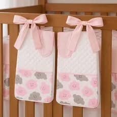 Porta Fralda Organizador Com Laço Decorativo Bebê Quarto Infantil Pendurado Varão Bolsa Maternidade Enxoval