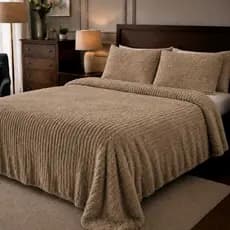 Kit Cobre Leito Colcha Canelada Queen 3Peças ( 2,50m x 2,30m)+2Fronhas-Flannel Premium Aveludado