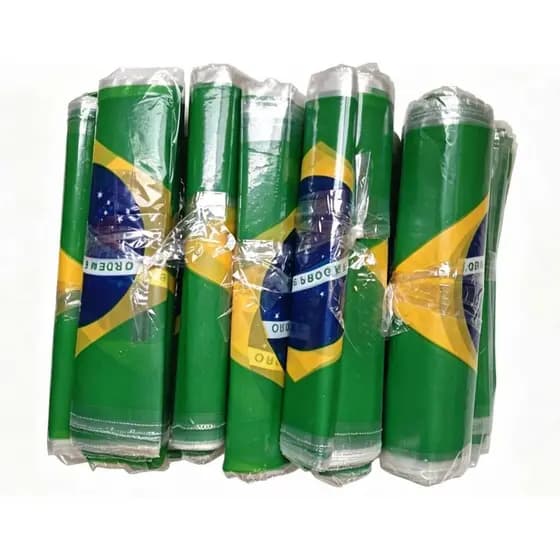 100 Bandeiras Brasil 30cm x 50cm Com abas Dobrada P/ Encaixe de Haste.Serve P/ Montar Varal de Bandeiras OU P/Bandeirar