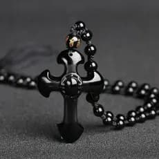 Colares De Contas Pretas Obsidianas Cross Pendant Para Homens Charmosos Jóias Masculinas