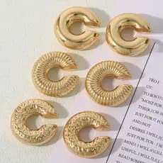 3 Pares/Conjuntos De Brincos Em Forma De Argolas C Com Ranhura Espiral E Superfície Polida Clip Para Orelha Feminina