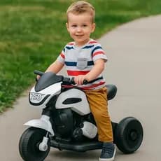 Motoca Elétrica Infantil 6V Branca Mini Moto Passeio Coordenação Motora Bateria Recarregável