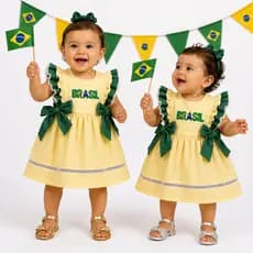 Vestido Amarelo e Verde Com Bordado do Brasil e Laço Decorativo Babados Vestido Tema Copa Brasil