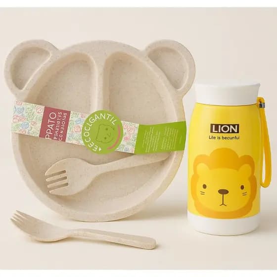 PRATO INFANTIL KIT COM 4 PEÇAS (GARRAFA,PRATO ,GARFO,COLHER )