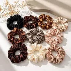10 Scrunchies nude chic Cetim Luxo Antifrizz – Não Quebra, Não Marca | Tons delicados e neutros