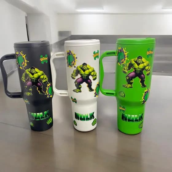 Copo com Canudo Hulk Personalizado 1200ml Em Policarbonato + Brinde