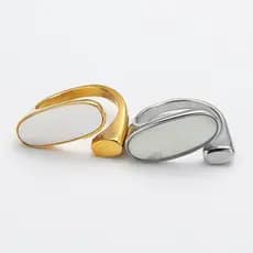 Anel Feminino Em Aço Inoxidável Com Incrustações De Madrepérola Branca