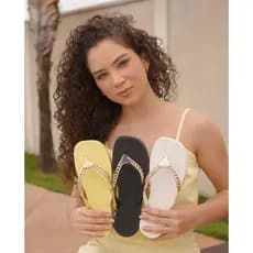 Chinelo Plataforma Feminino EVA com Corrente Dourada – Verão Flatform