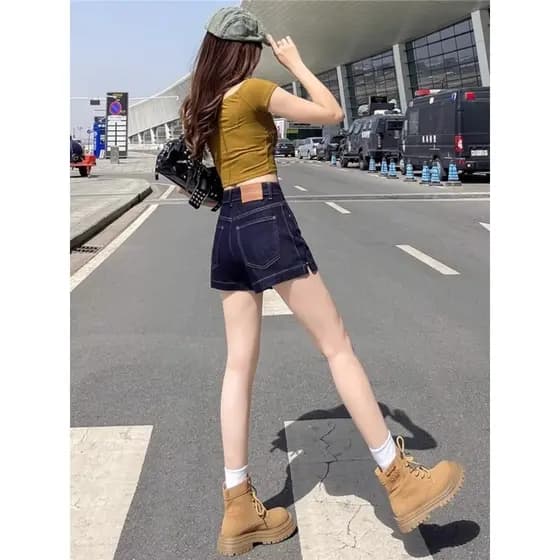 Denim azul denim Shorts feminino verão 2026 novo estilo pequeno cintura alta fenda A linha magro-ajuste exterior usar ca