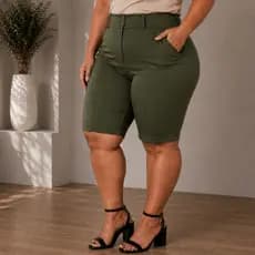 Bermuda Social Feminina Plus Size Com Botão e Bengaline Cintura Alta 42 ao 52