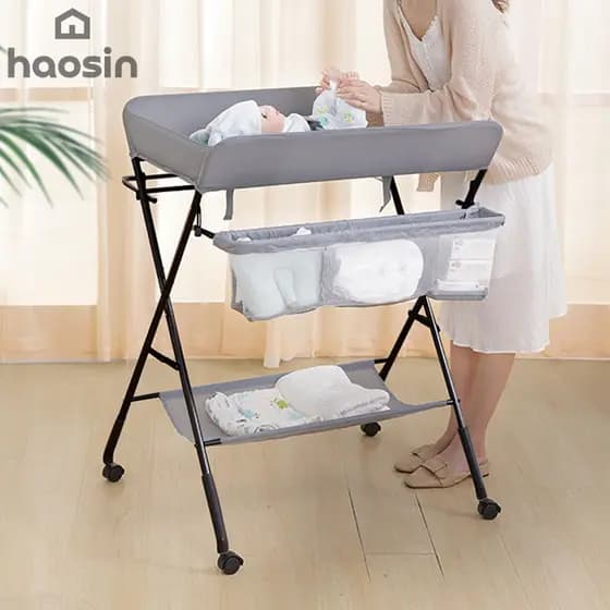 Trocador de Fralda Portátil Dobrável com Rodas e Organizador haosin