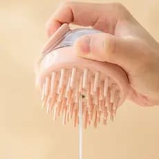 Escova de massagem líquida tipo prensa, pente de silicone criativo para uso doméstico, cuidado do couro cabeludo.