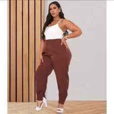 Calça Cenoura Plus Size, cintura alta Detalhes Do Dobrados Com Bolso e Ziper Alfaiataria