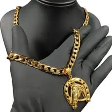 Cordão Grosso 10mm Corrente com Pingente Cavalo Ferradura Banhado a Ouro 18k