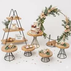 Kit Completo com 5 Boleiras Decorativas + Mini Arco + Doceira Escadinha Para Aniversário Festas Eventos