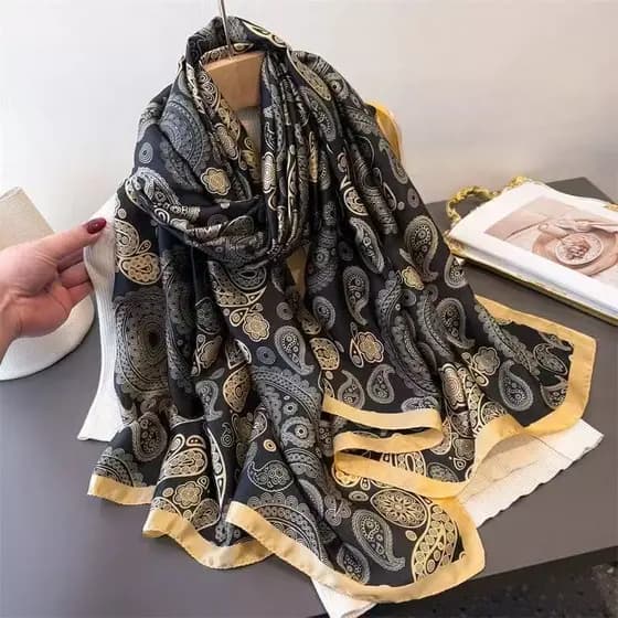 XH, Xale/Lenço Feminino Elegante, Tecido de Cetim de Seda, Castanhas de caju ouro negro, 90x180cm