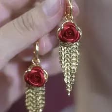 Brincos de borla rosa com sensação de luxo leve temperamento All-Match joias longas da moda