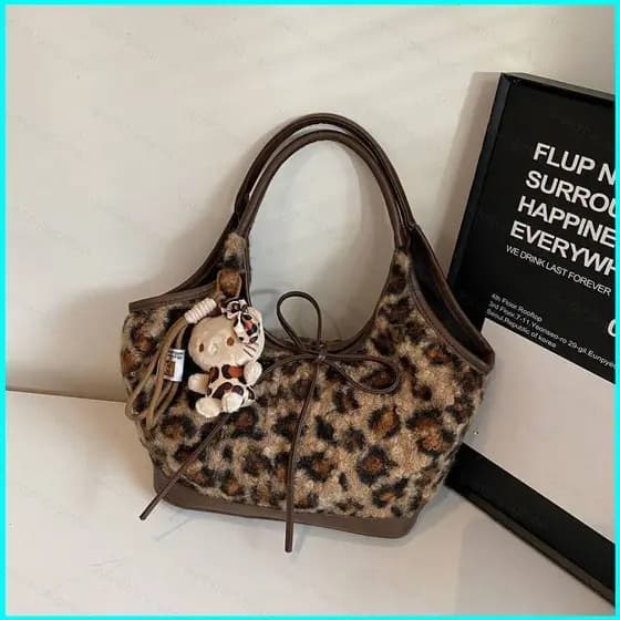 PS Bolsa De Ombro Retrô Coreana Com Estampa De Leopardo Hello Kitty Nova Grande Capacidade