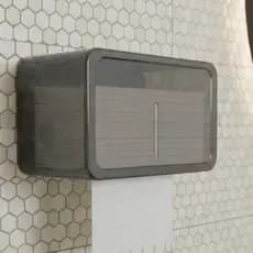 Toalheiro Dispenser Organizador de Papel Interfolhas Fixação Sem Furos Prática Fita Dupla Face
