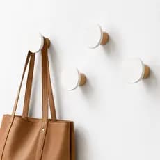 Kit 4 Ganchos De Parede Bola Decorativa MDF Laminado Branco Suporte Para Bolsas Toalhas Roupas E Chaves Organizador