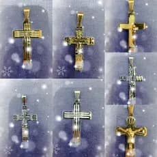 Pingente Moeda Antiga Cruz Crucifixo Grande Arte Alto Relevo Com Oração Pai Nosso.