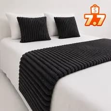 Kit Peseira Decorativa para Cama 1 Peseira Luxo e 2 Capas de Almofada Elegante Casal Queen King