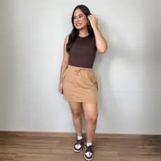 Saia Cargo Feminina Moletinho Com Bolsos Laterais Confortável Casual Tam M G GG Diversas Cores
