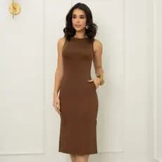 Vestido Feminino Midi Justo Fenda Lateral Bolso Funcional Elegante Casual