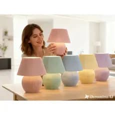 🌈 Luminária Decorativa de Mesa Estilo Moderno – Design Elegante e Aconchegante