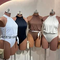 Body Plus Size com Fecho Regulável Elástico Na Cintura Forro no Busto Tecido e Acabamento Premium