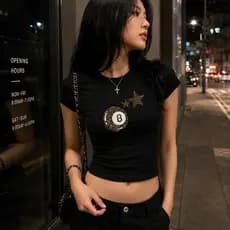 Camiseta Baby Look Feminina Basic Estampada Bola 8 Estilo Streetwear Y2K Gringa