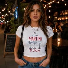 Camiseta Feminina Baby Look Streetwear Y2k Estampada Martini Casual Estilo Manga Curta Premium