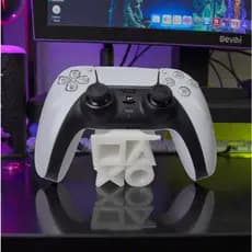 Um Suporte Video Gamer Ps5 Ps4 Xbox Controle Quarto Branco
